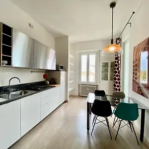 Apartamento Piazzale Susa Bright Flat Con Veranda