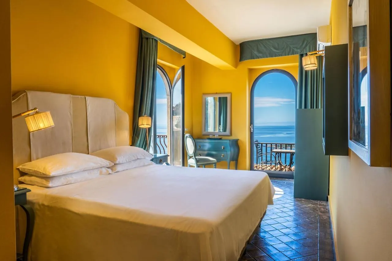****  טאורמינה Hotel Villa Ducale איטליה