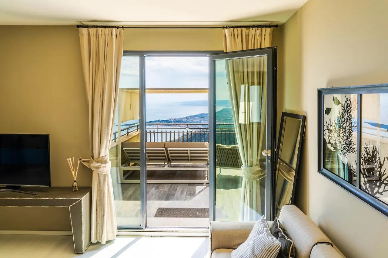 Hotel Villa Ducale Taormina 4*,