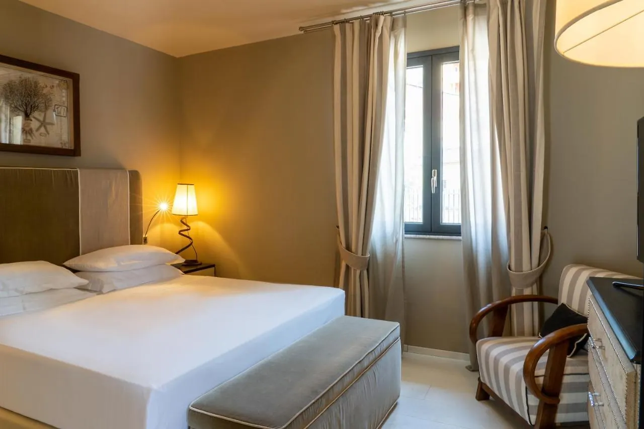 ****  טאורמינה Hotel Villa Ducale איטליה